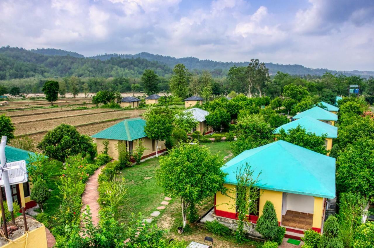 Tusk And Roar Corbett Resort Dhela Extérieur photo
